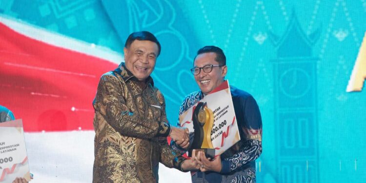 Raih Penghargaan Kemendagri, Tanah Datar Terbaik II Regional Sumatera Sektor Pendidikan