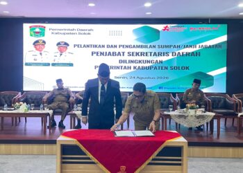 Sertijab, Masheri Yanda Boy Rasa Syukur Atas Amanah Jabat Sekda Kabupaten Solok