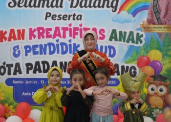 Ajang Asah Bakat, Puluhan Anak PAUD Padang Panjang Unjuk Gigi di Lomba Bernyanyi
