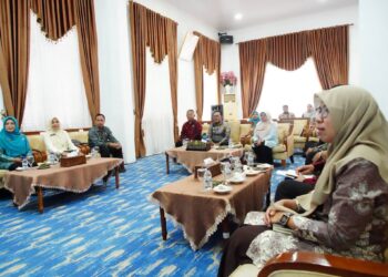 Tekan Angka Stunting, Bupati Tanah Datar Penandatanganan Komitmen secara Bersama