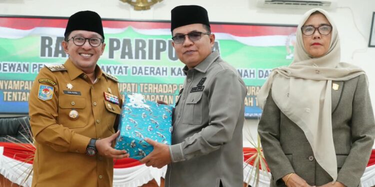 Pendapatan Daerah Naik 9,87 Persen, Pemkab Tanah Datar Sampaikan Perubahan APBD 2026 ke DPRD